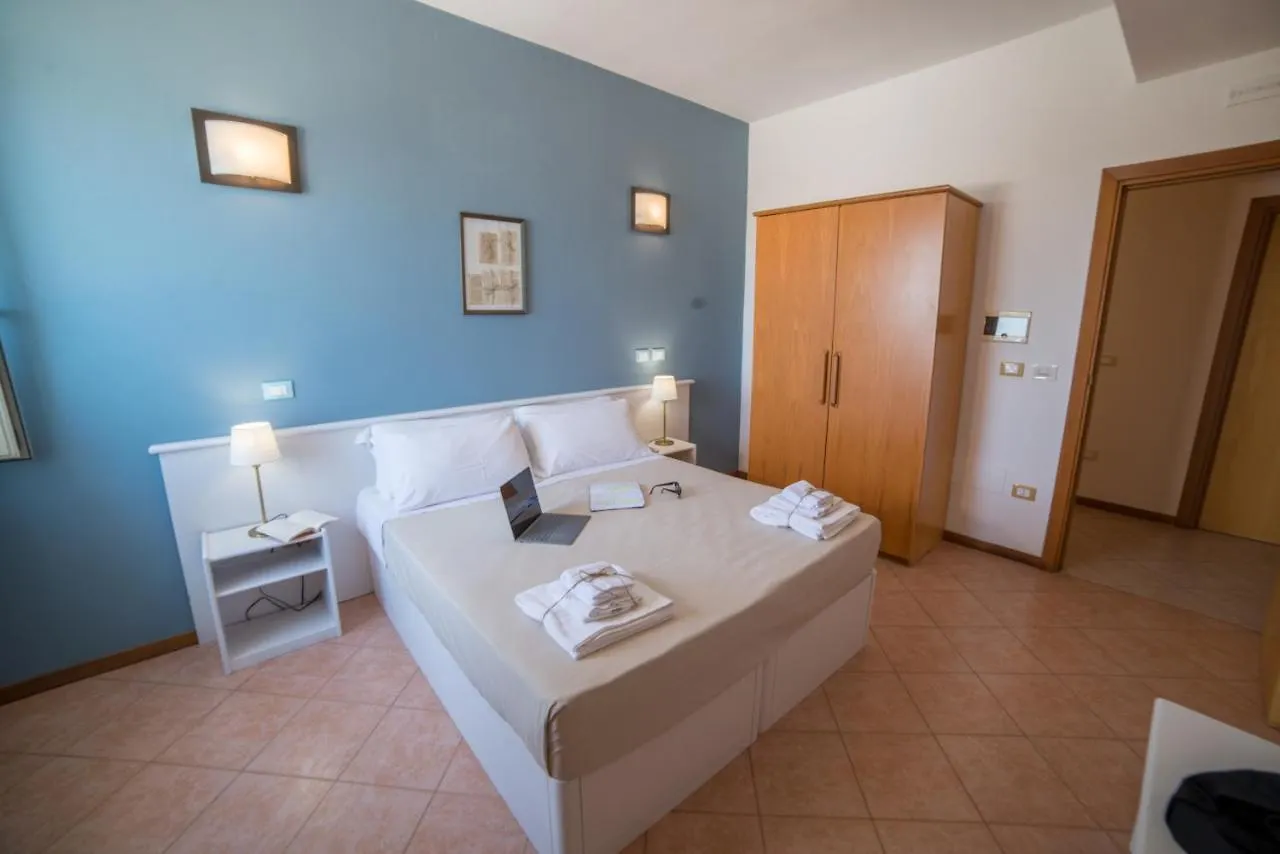 Gatto Bianco Casalabate Hotel Lecce 3*,